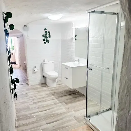 La Cueva Paterna