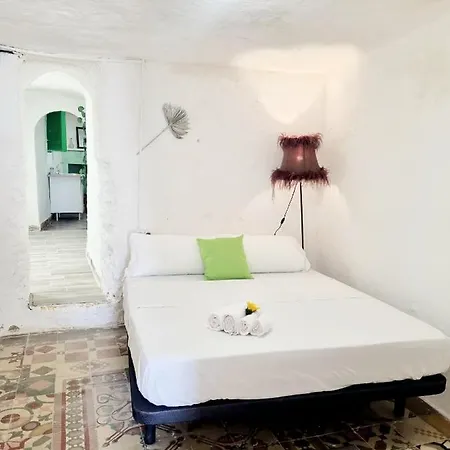 La Cueva Paterna